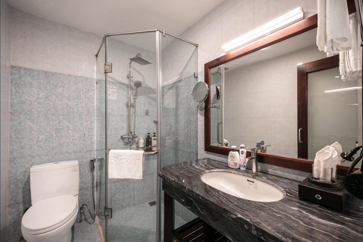 A25 Hotel - 63A Phuong Liet Hanoi Buitenkant foto
