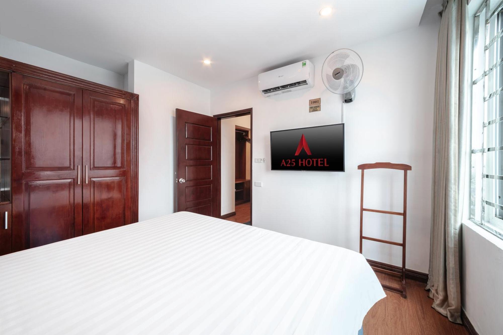 A25 Hotel - 63A Phuong Liet Hanoi Buitenkant foto